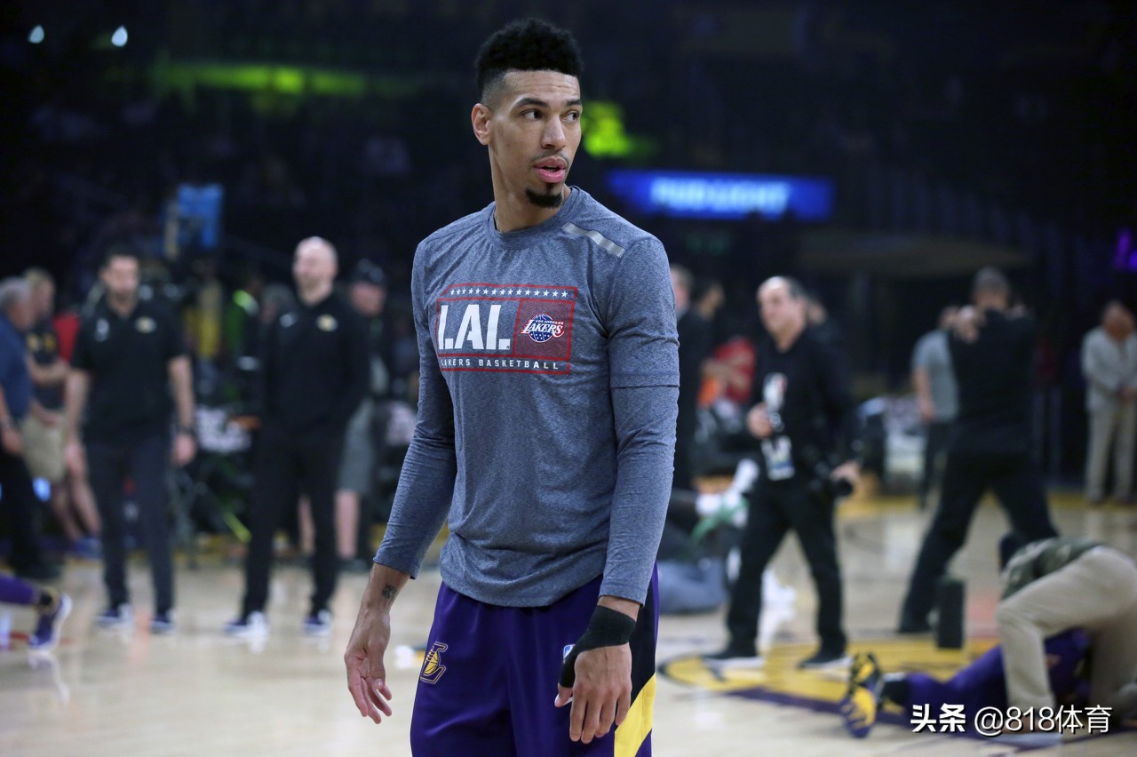 丹尼格林签约76人(心塞!