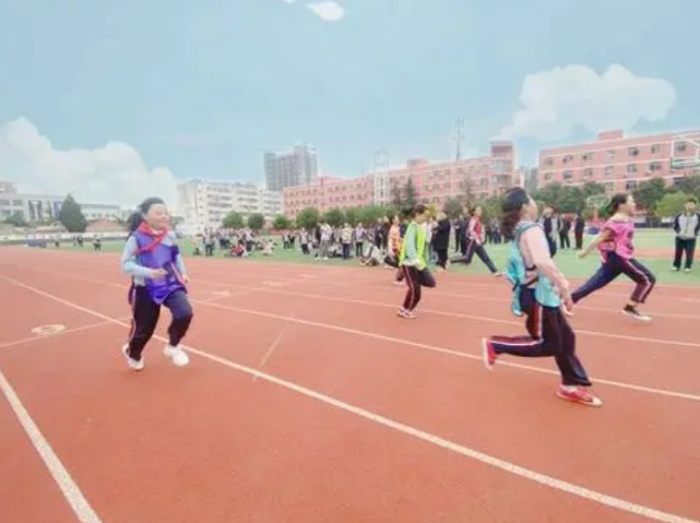 教育部发布新消息，“双减”之后又迎“双增”，家长们表示有点懵