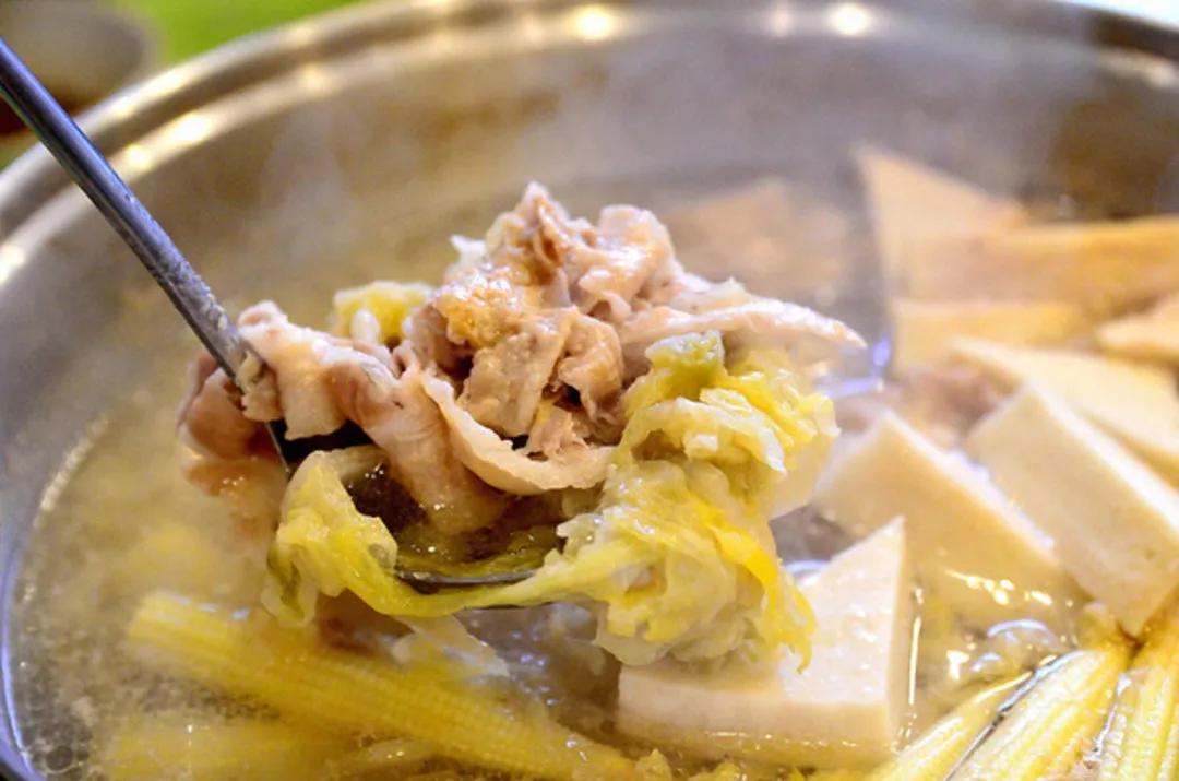 5 东北酸菜白肉火锅