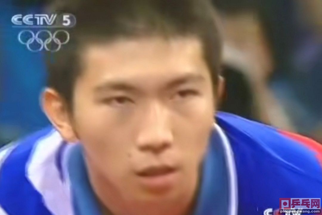 柳承敏對王皓乒乓球比賽視頻（贏再多次也抵不了一次失利，雅典奧運會男單決賽，王皓不敵柳承敏）