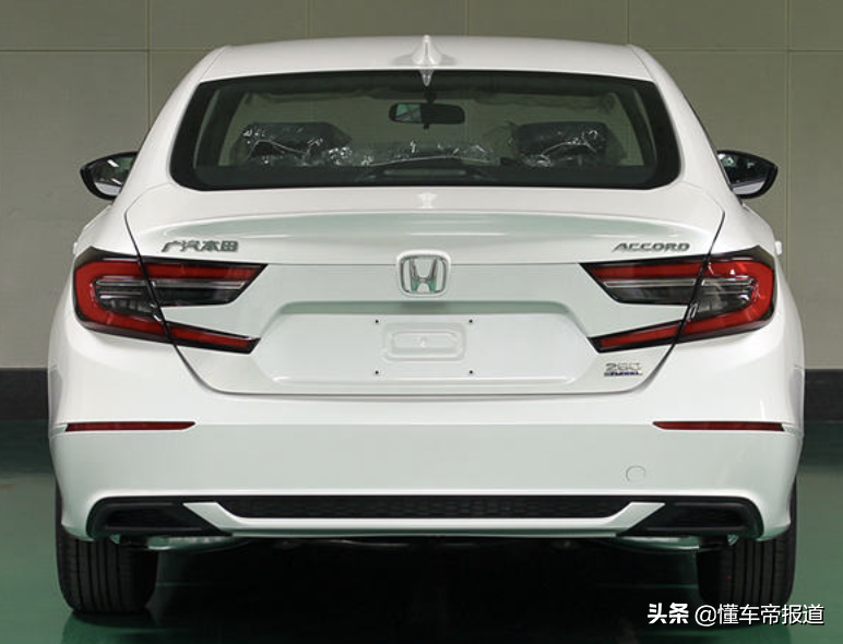 新车｜凯美瑞接招！新款雅阁实车曝光，外观调整，内饰换大屏