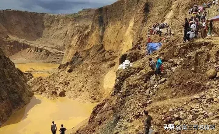 俄罗斯翡翠矿场对外免费开放！玻璃种、帝王绿随便拿？