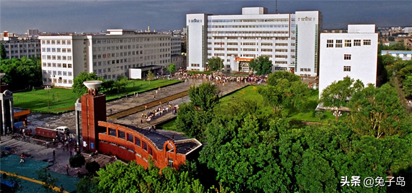 最新出炉：2021年新疆自治区大学排名！新疆大学继续领跑