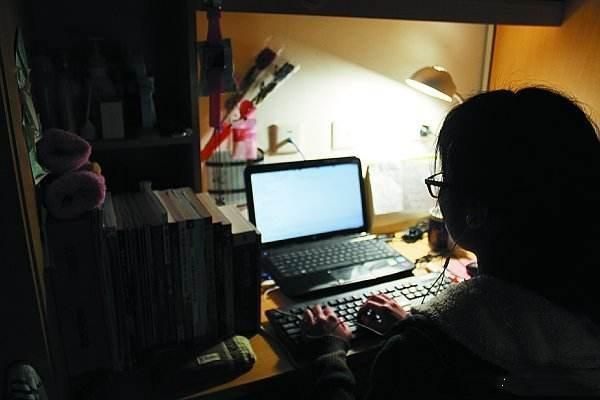 17年前偷走高考试卷，使国家被迫启用备用卷的考生，现在怎么样了