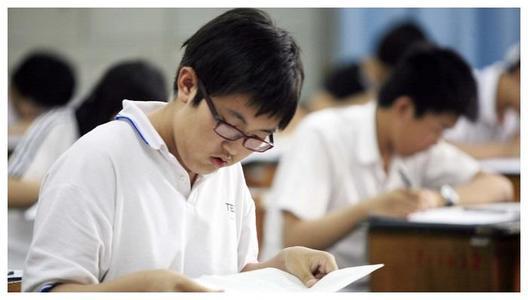 高考文言文分值增加，大量阅读是关键，答题技巧只是“加分项”