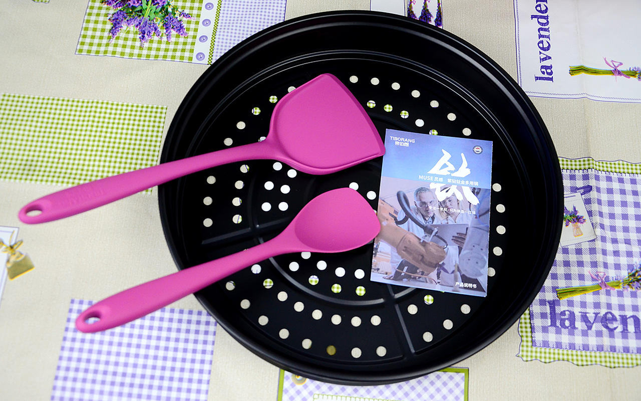 一锅8用的帝伯朗钛钻不粘锅，使用后什么感受？“爆赞！”