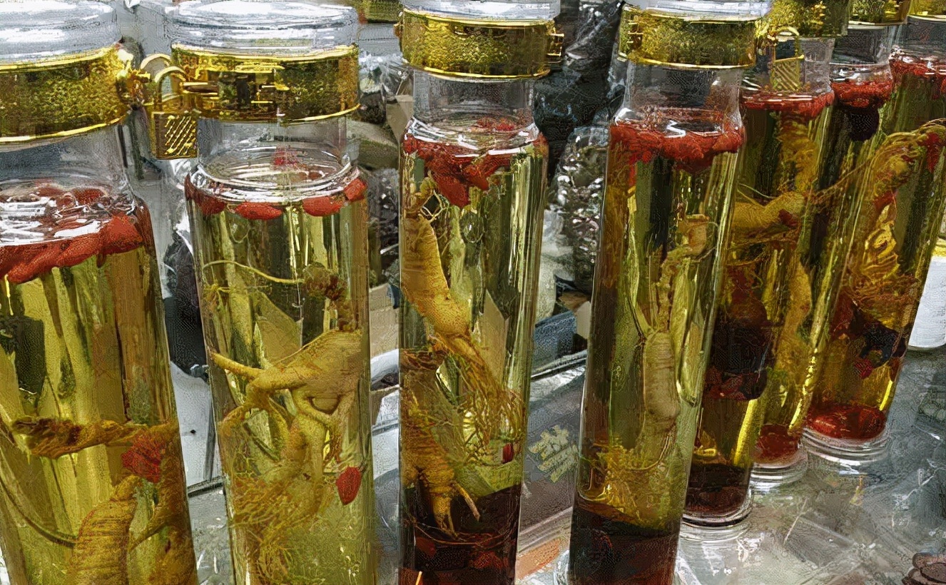 蛇酒究竟是滋补圣品,还是害人毒药?