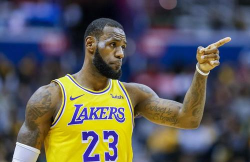 nba有哪些球星有特权(美媒曝光5位拥有特权球星：詹姆斯仅排第三，乔丹无人能及)