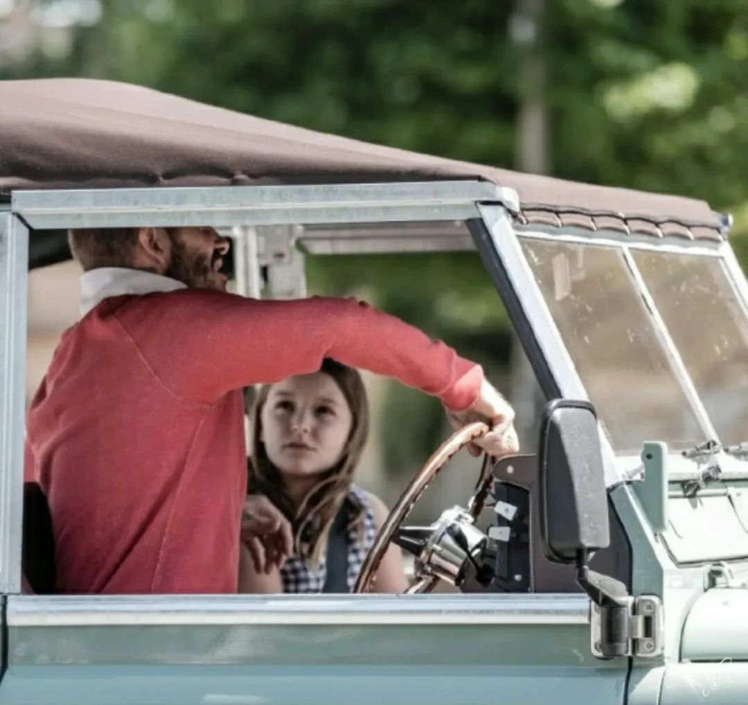 贝克汉姆长发型（贝克汉姆也有驾驭不了的发型，发量很重要，他寸头造型已成历史？）-趣拿体育