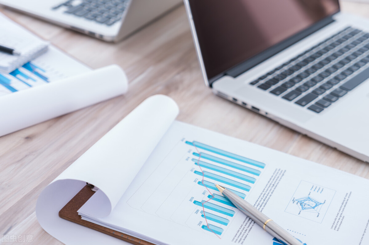 单位中午统一为员工购买工作餐费用，应进什么科目？