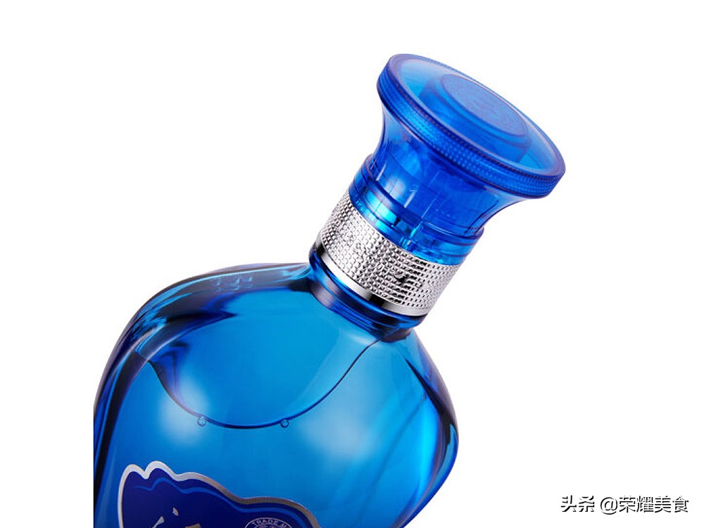 四川不愧为出名酒的故乡，10款名酒就已占据多位，你知有哪些吗？