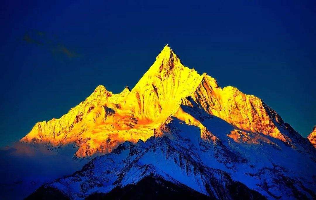 17名登山队员集体遇难，搜救队发现登山日记，记录着诡异的过程