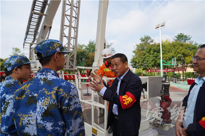 太原理工大学组织2021级本科生开展地震消防综合应急疏散演练