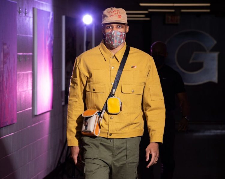 为什么nba卫衣都是3号（本周潮男榜：从SGA到威少，NBA球员穿搭谁最在行？简直是模特）-趣拿体育