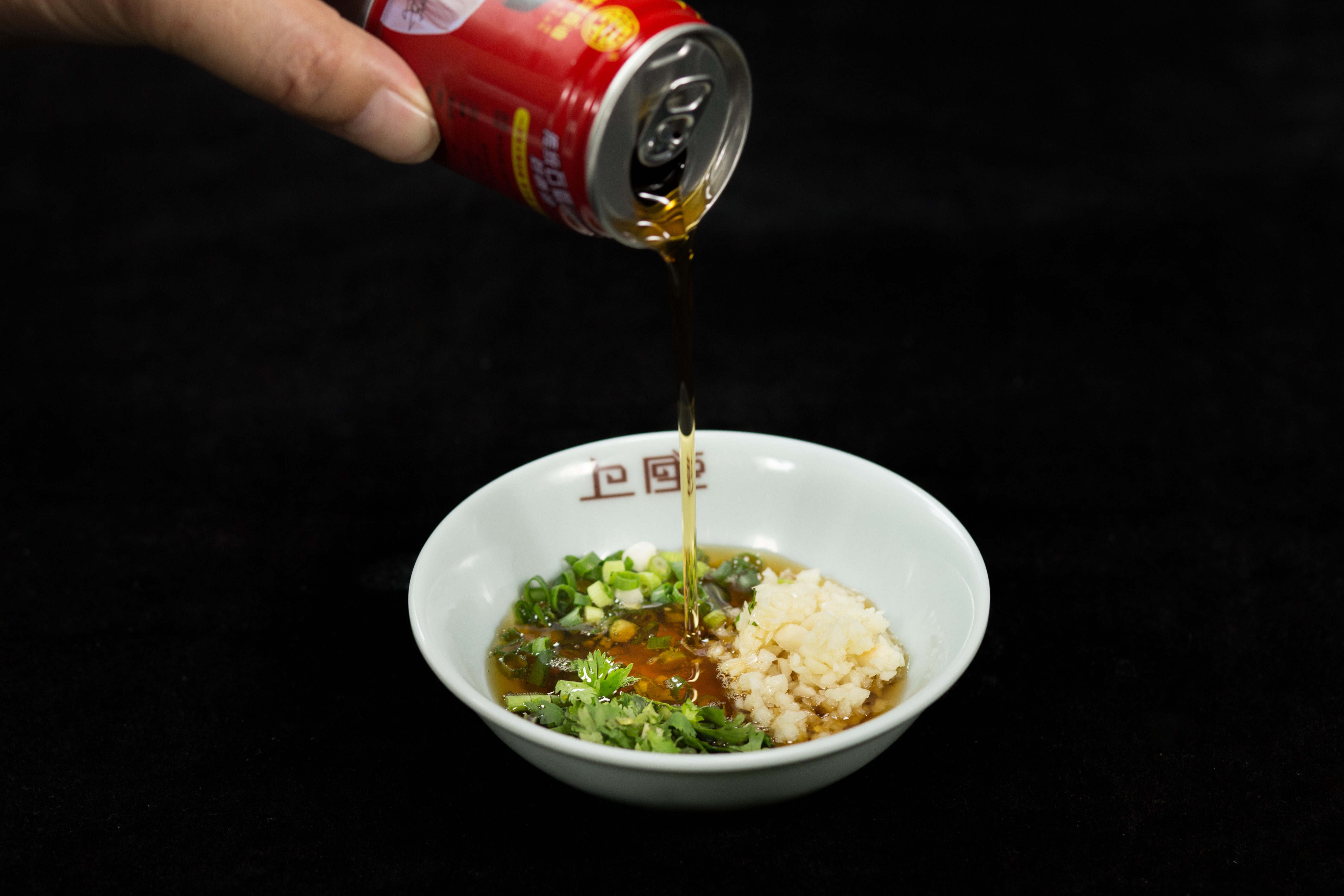 还不会调火锅料碗？六大经典料碗供你参考