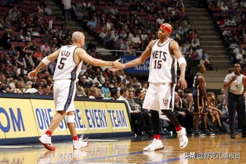 nba为什么击掌（NBA比赛里，罚完球为什么要跟队友击掌，这其中有什么说法么？）