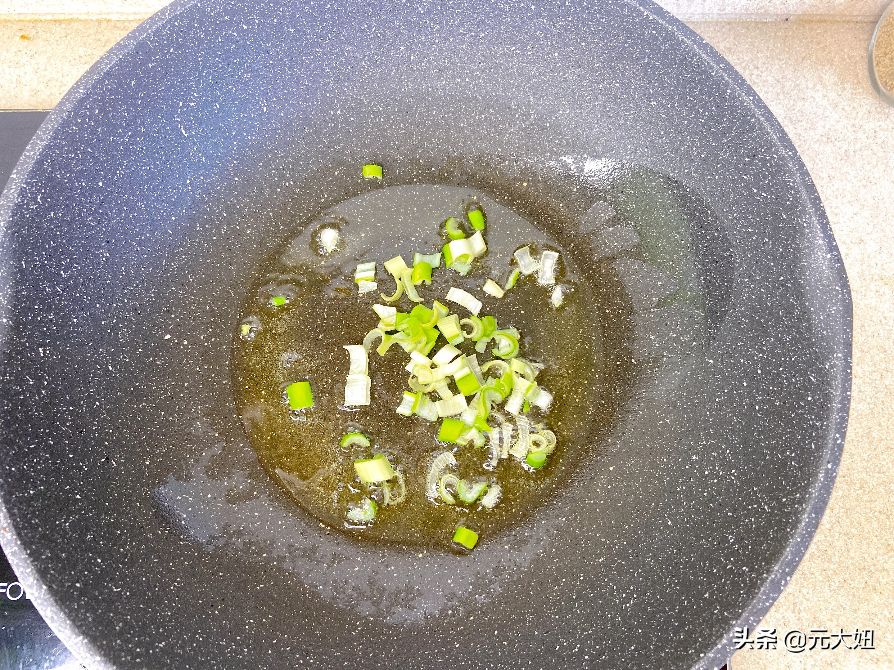 彩虹煎餅,彩虹煎餅面糊怎么調