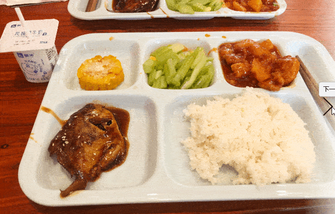 看完南方大学的食堂，再看北方大学的食堂，网友：没对比就没伤害