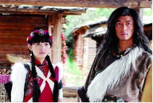 “国民初恋”金莎：和3个男人传绯闻，大骂斯琴格日乐，38岁未婚