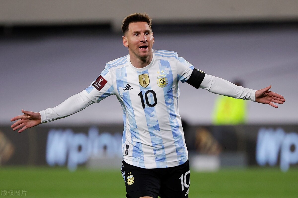 阿根廷国家队足球比赛(世预赛-梅西戴帽 国家队79球超贝利独享南美第一 阿根廷3-0玻利维亚)