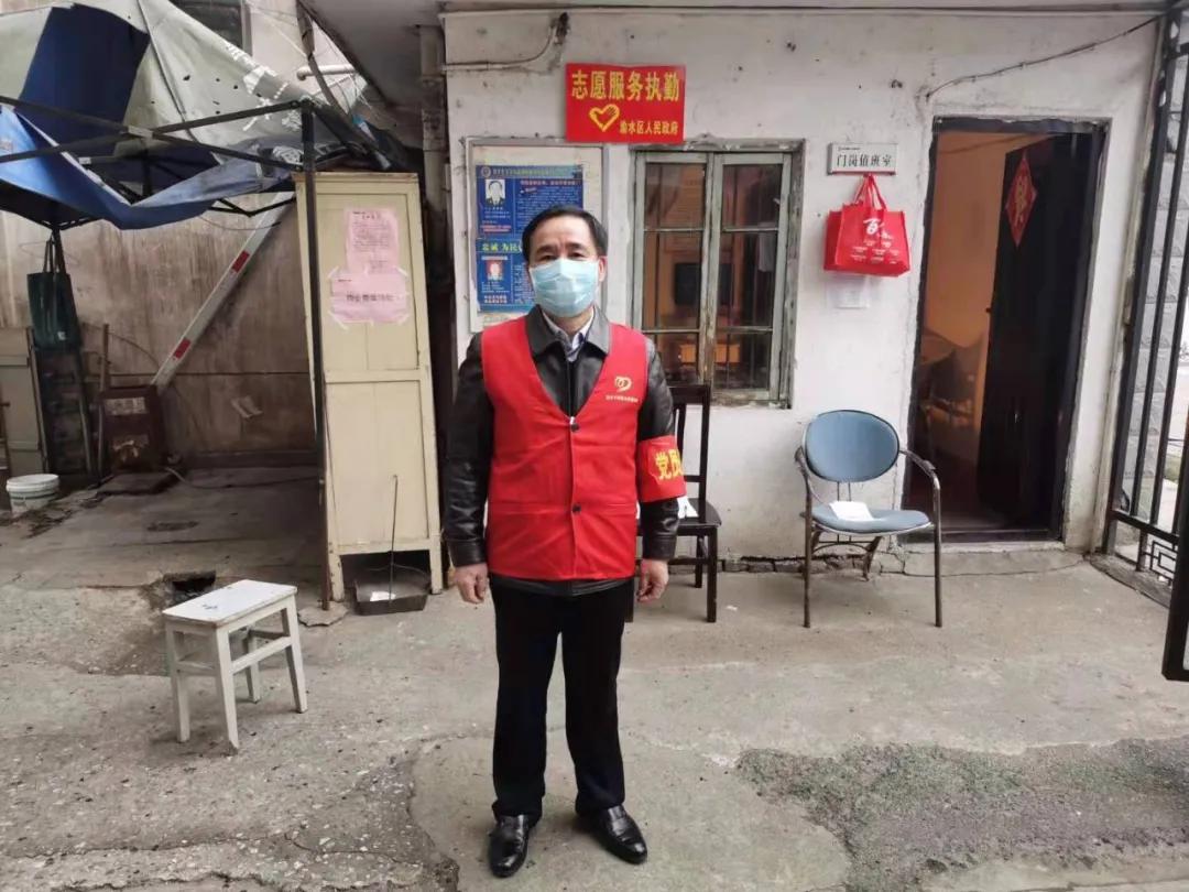 新余有位传奇的“二级英模”：身上残留3块弹片，4次因负重伤被认为牺牲！