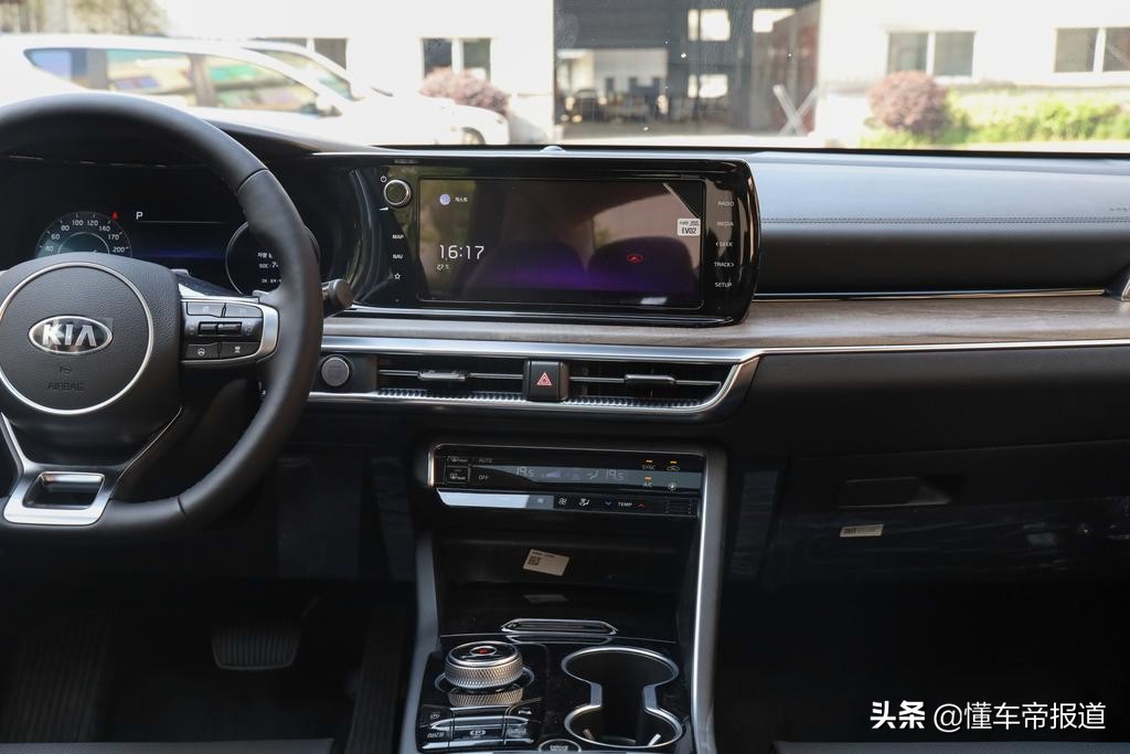 新车 | 将溜背进行到底，实拍东风悦达起亚一代K5凯酷