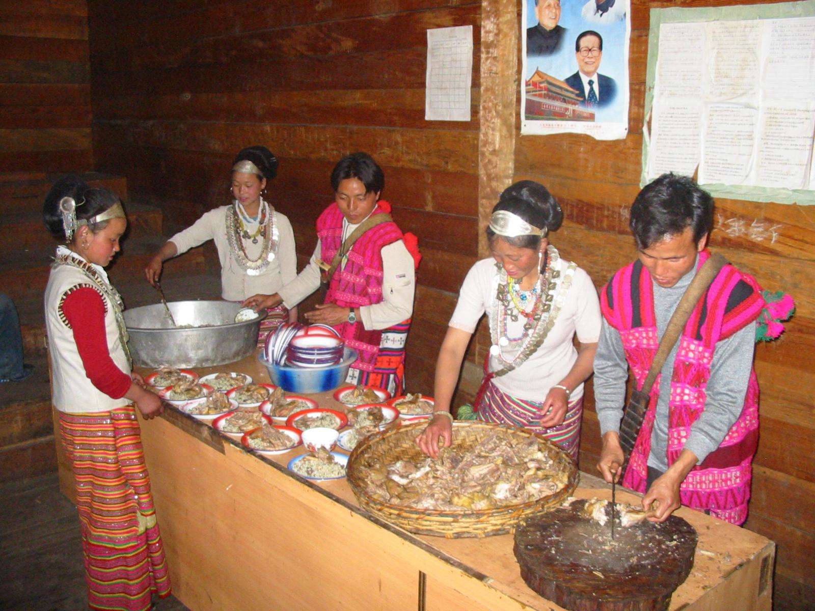 手抓饭是哪个民族的（手抓饭是哪个民族的特色食品）-第4张图片-科灵网