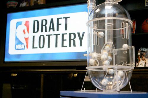nba為什么不能超奢侈線（NBA10大冷知識：除了奢侈線還有窮鬼線，知道7個是資深球迷）