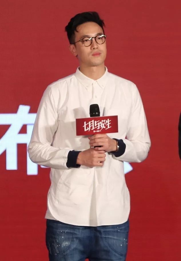 江南style曾志伟(《少年的你》7天突破8亿，最强星二代曾国祥，居然是个工装迷)