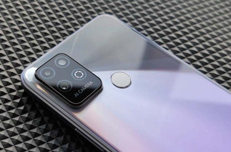 最新手机销量排名TOP10：荣耀逆袭升至第一，苹果包圆高端市场