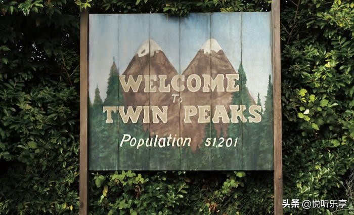 正如大卫·林奇所说“我喜欢进入另一个世界，喜欢神秘而费解的东西。所以我不太喜欢事先知道的事情。我喜欢发现的感觉。我觉得这是连环故事的最高场所之一。你可以进入故事，然后会变得更深、更深刻。”可以。你开始感到那个神秘，事情开始浮出水面。」在创作现场，Angelo基本正确地捕捉了Lynch对配音给予故事情节的要求，无论背景环境、人物设定、心理活动、气氛表现如何，都与Lynch的想法高度吻合。