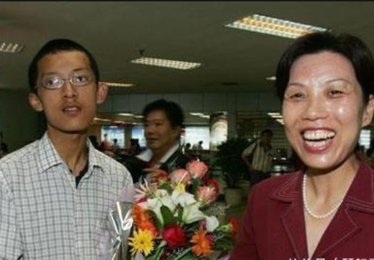 “数学天才”选择出家，放弃麻省理工全额奖学金，理由让父母愧疚