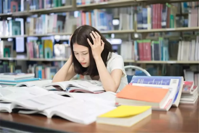 大学期间挂过科，参加考研还有胜算吗？考研过程中确实“吃亏”