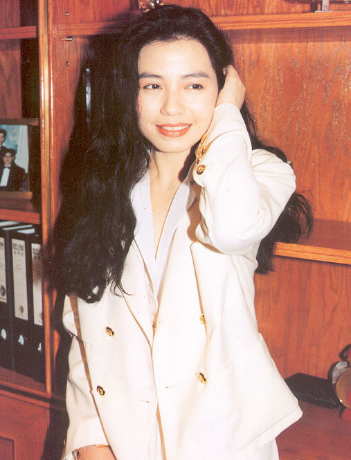 情史干净的10位女星，各有各的浪漫，有人已与丈夫相爱38年