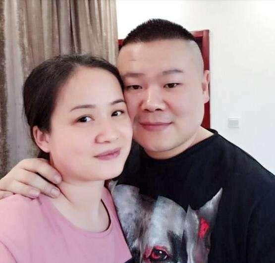 郑敏为何嫁穷小子岳云鹏？做他背后的女超人，膨胀时甩他一巴掌