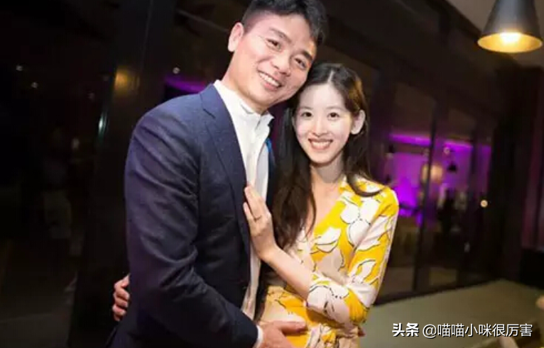刘强东事件3年后，28岁奶茶妹妹章泽天的聪明让人刮目相看