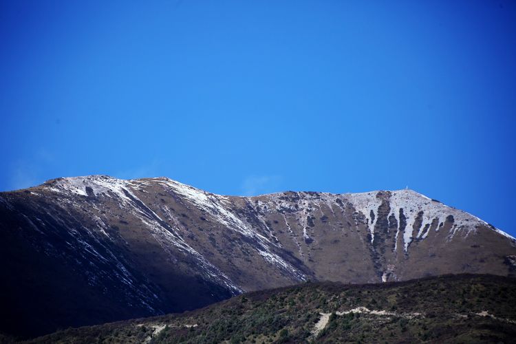 雪晴山色秀 云处有蓝天—雾漫雪山