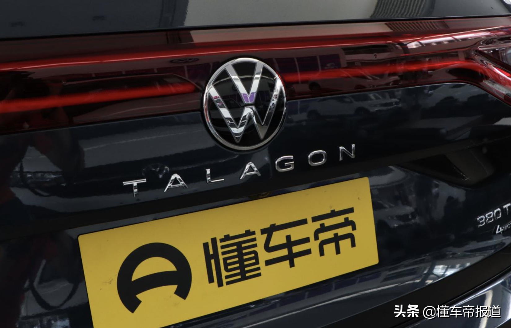 新车 | 尺寸超途昂！一汽-大众旗舰SUV揽境到店，提供6座/7座布局
