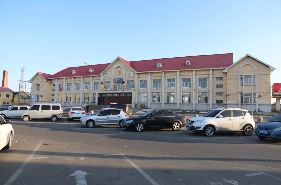 榆树-长春火车提速!"z"字头列车正式运行!新火车头震撼亮相