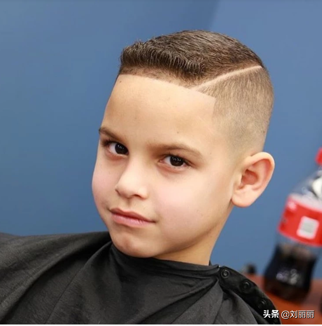 成为一位全方面发展的好孩子,所以今天就给大家带来了18款小男孩发型
