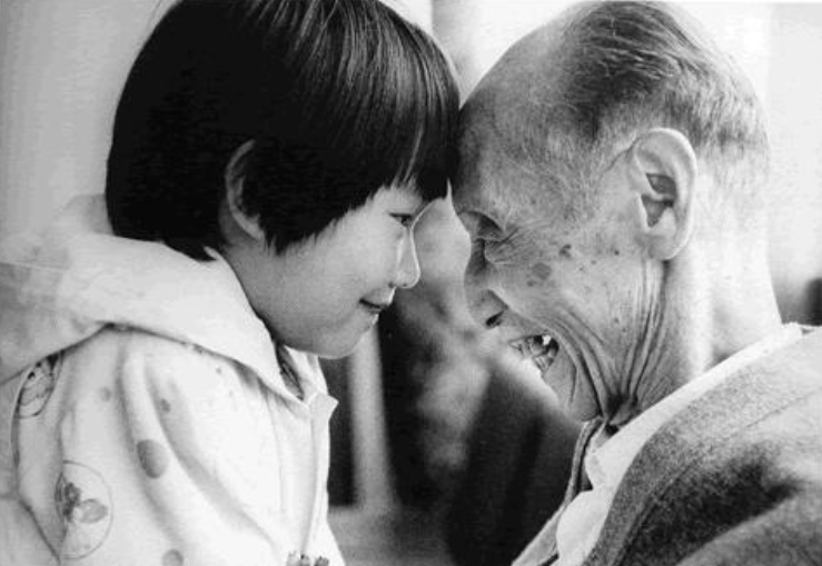 当年高考数学零分，作文写28个字的臧克家，为何被校长破格录取