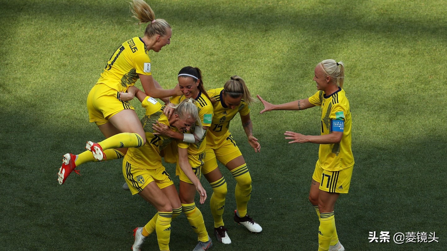 德国瑞典世界杯2018(女足世界杯：瑞典2-1英格兰，第3次获得季军 对手送礼 进球被吹)