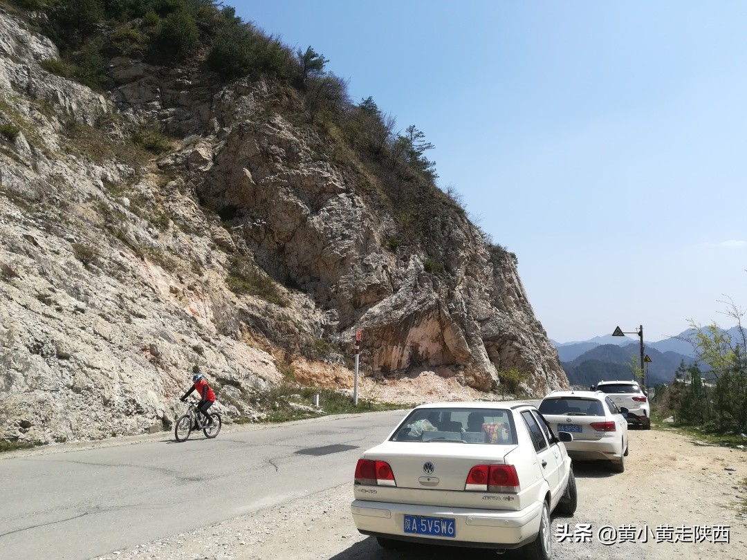 秦岭“流峪 蓝峪”穿越，一次自驾探访两条峪谷的风光，一天就够