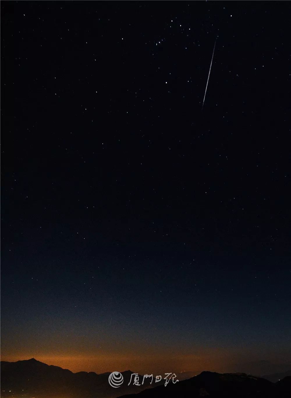 高清美图！流星雨“绽放”厦门夜空！晴好天气继续，冷空气也在路上