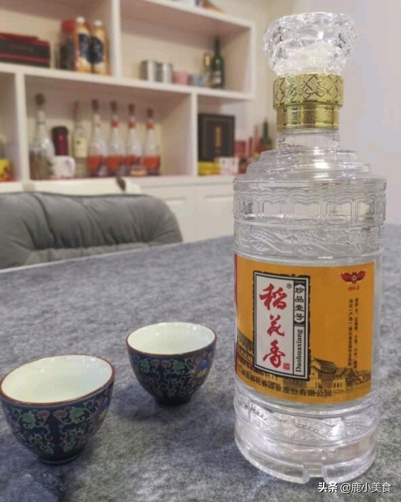 推荐9款“中低端”的浓香型白酒,性价比高,经典好喝又不贵