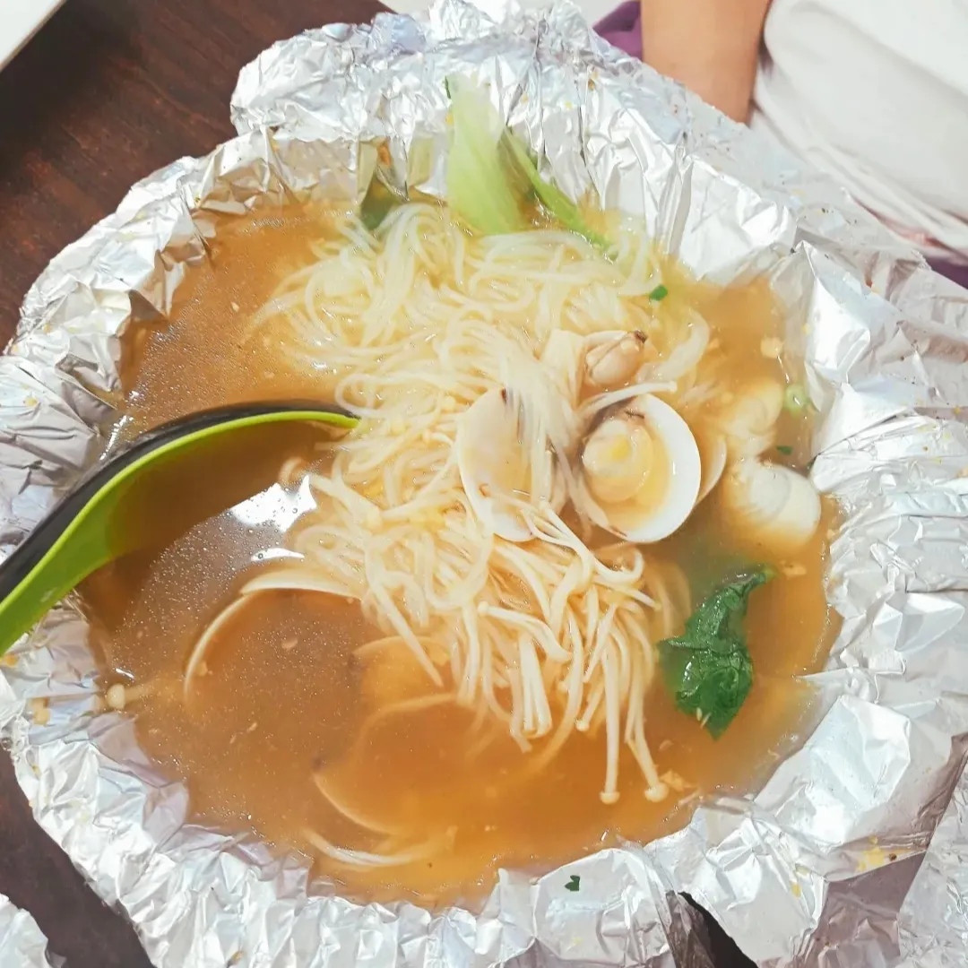 深圳美食 | 懒人宵夜zui爱！来碗灵魂花甲粉，鲜到家了