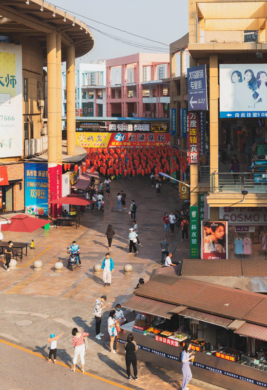 南京高校后街Battle战，一街更比一街香