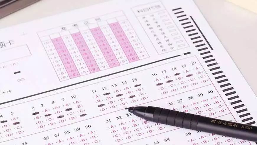 被忽略的10大高考注意事项，班主任重点强调，互相转告一下