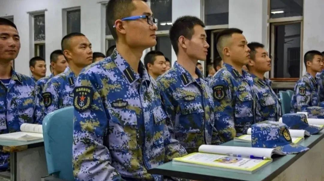 2021年定向士官的报考条件，报考流程培养模式及工作待遇相关问题