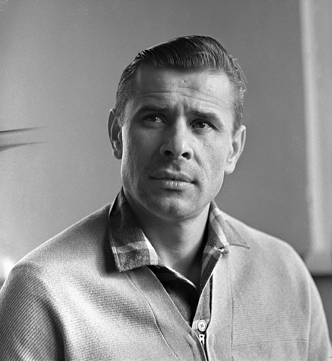 1971年5月27日,42岁的雅辛在莫斯科举办了告别赛列夫·雅辛,由国际